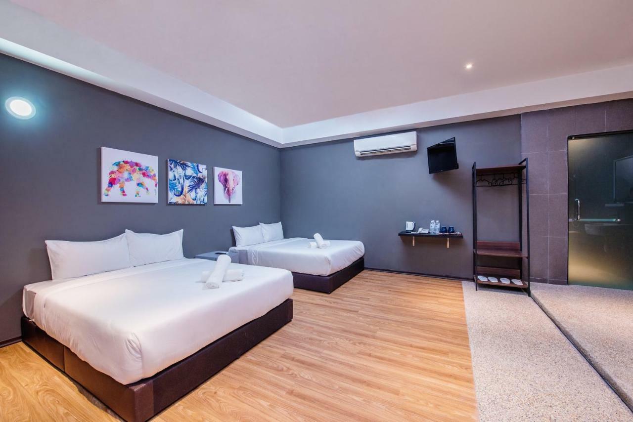 Nap Hotel Johor Bahru Exterior photo